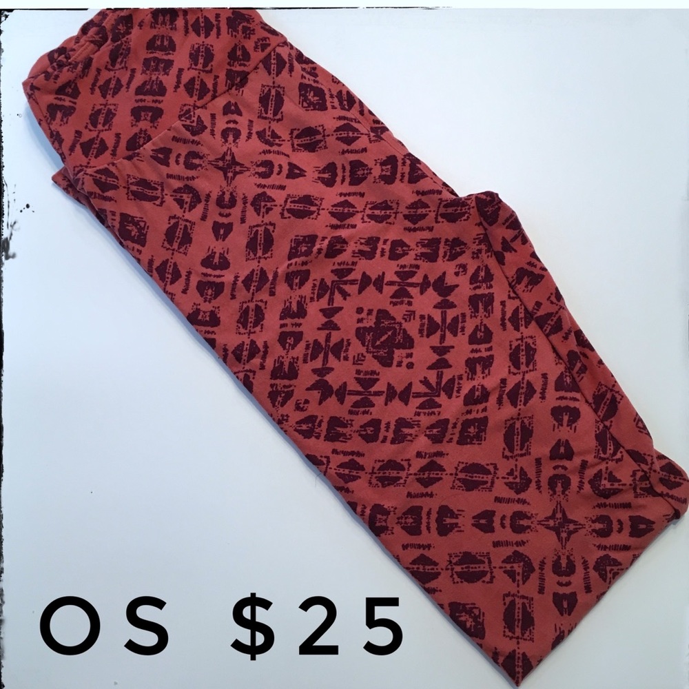 NWT OS leggings